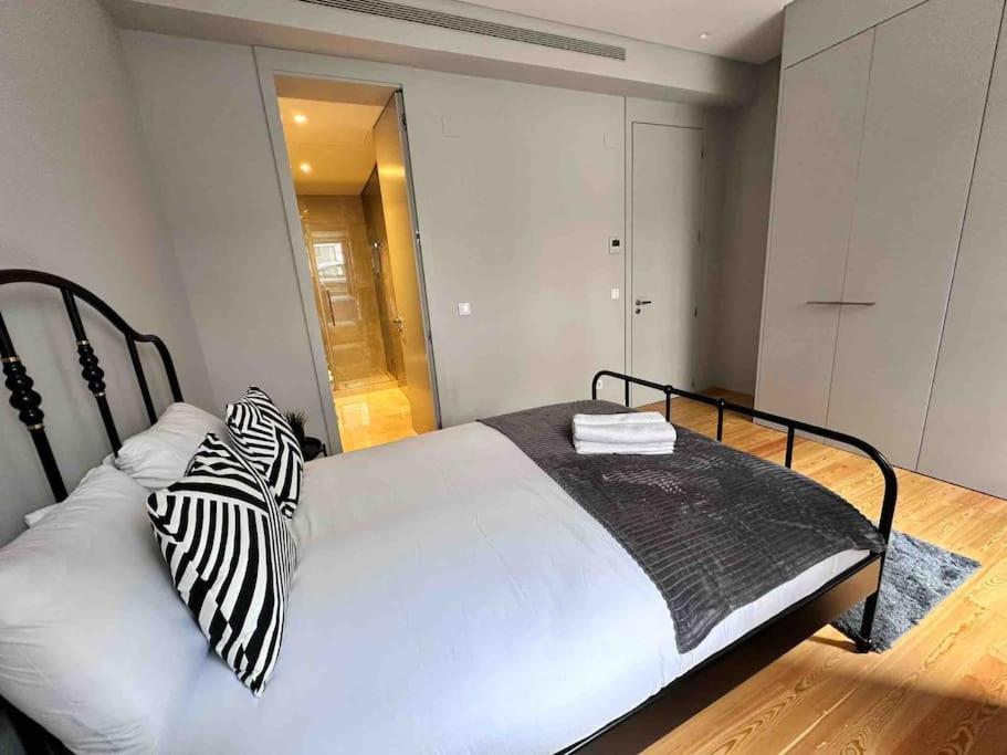 Lisbon Marques De Pombal Top Flat Great Locations City Center B Exterior foto